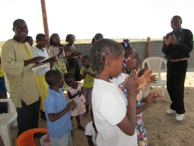 Ylistyslaulua Angolassa